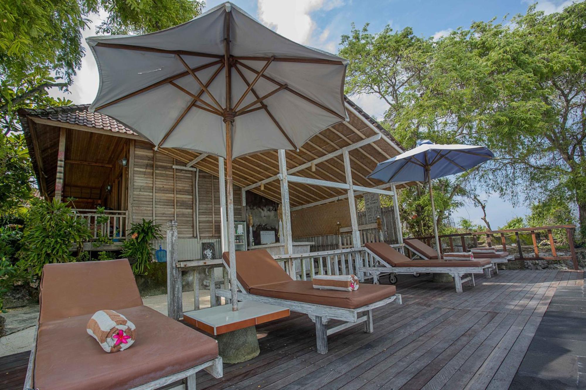 Wooden Beach Sunset Cottages Lembongan Exterior foto