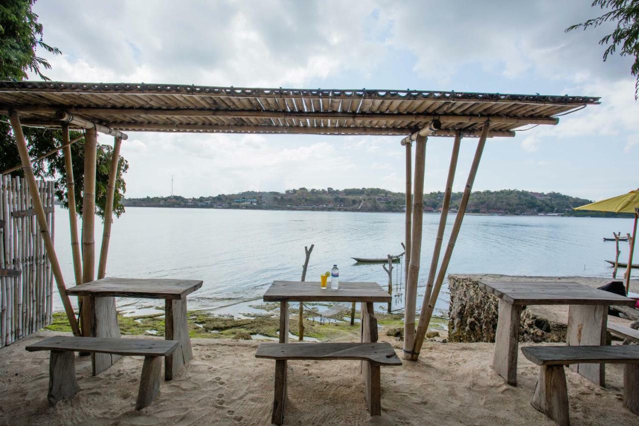 Wooden Beach Sunset Cottages Lembongan Exterior foto