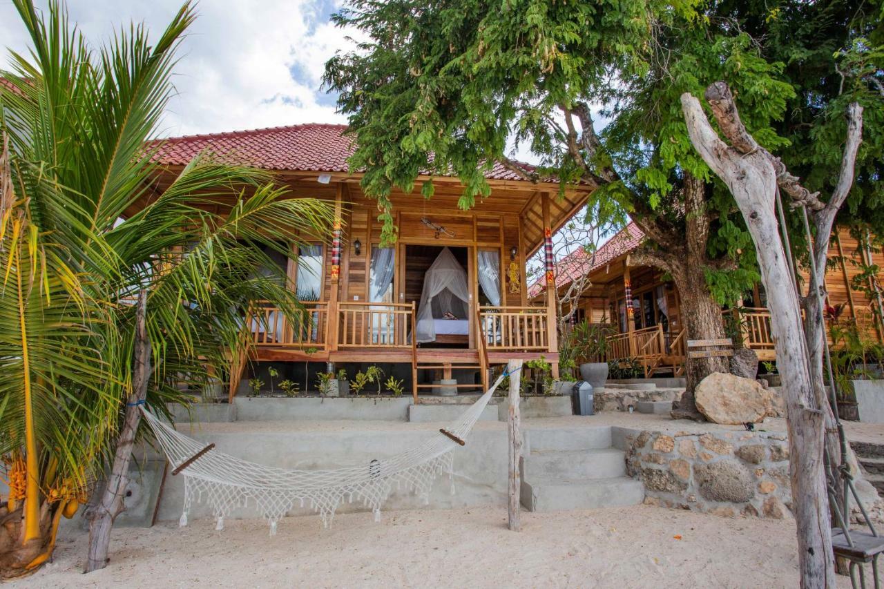 Wooden Beach Sunset Cottages Lembongan Exterior foto